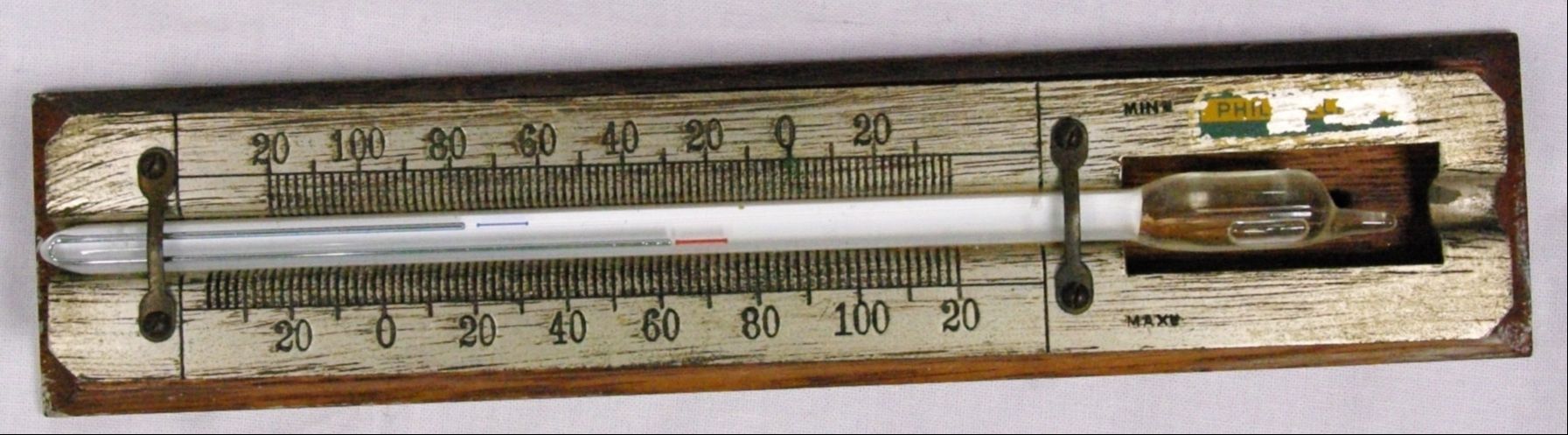 Maximum-Minimum Meteorological Thermometers